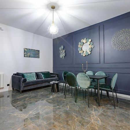 Amazing Luxury Triplex 3Br/8P - Arc De Triomphe Apartment Paris Luaran gambar