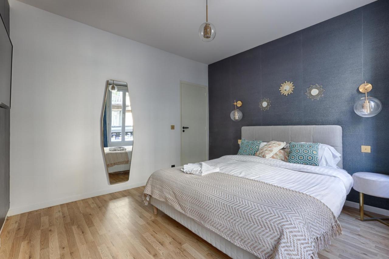 Amazing Luxury Triplex 3Br/8P - Arc De Triomphe Apartment Paris Luaran gambar